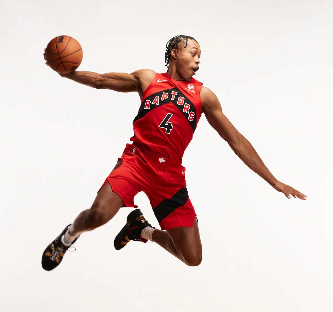 爱游戏官方-巴恩斯利队近期比赛表现抢眼