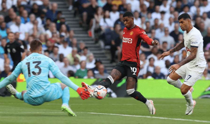 爱游戏网页版入口-红蓝之争：豪门对决竞技殿堂