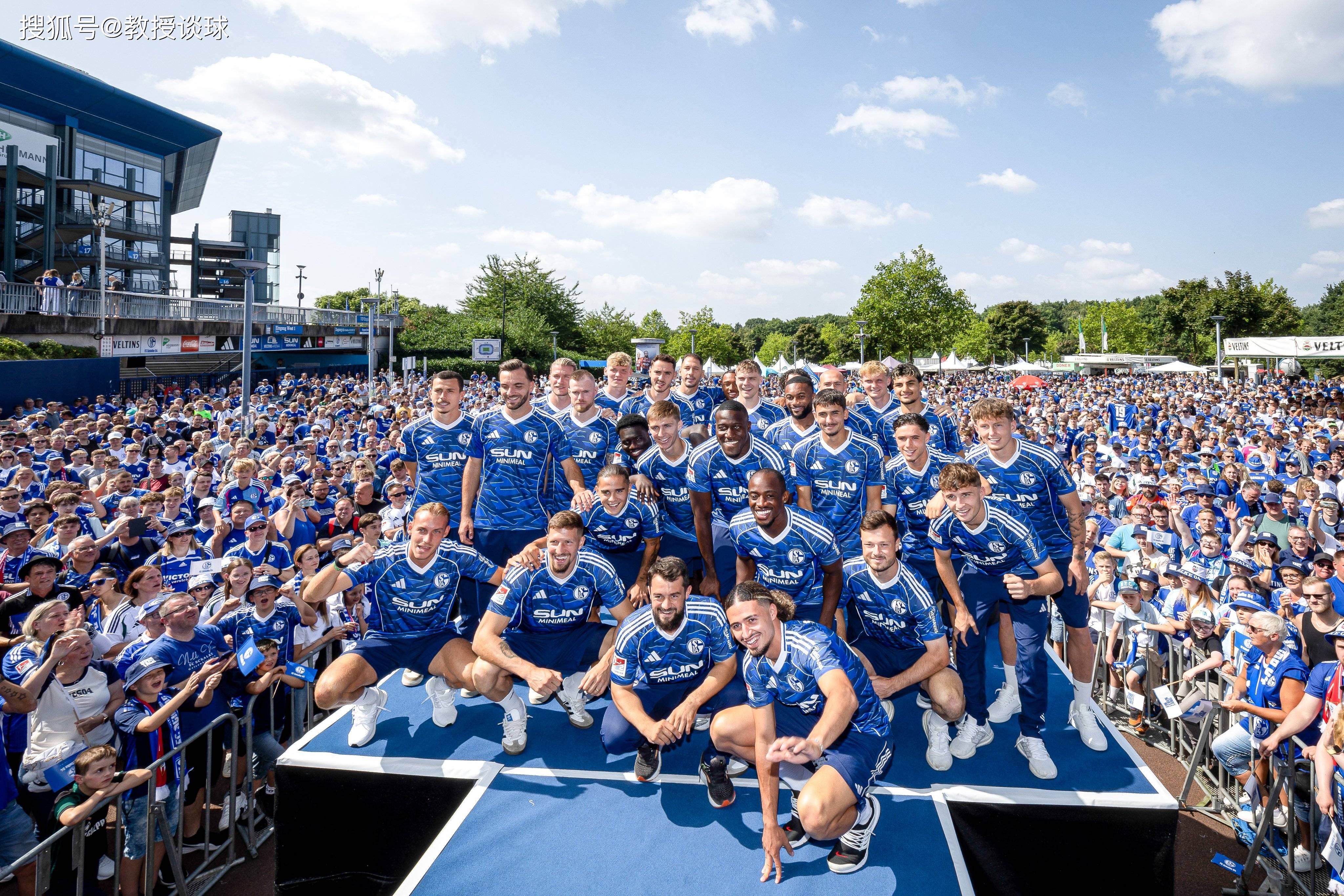 柏林赫塔在主场实现连胜，积分排名上升的简单介绍