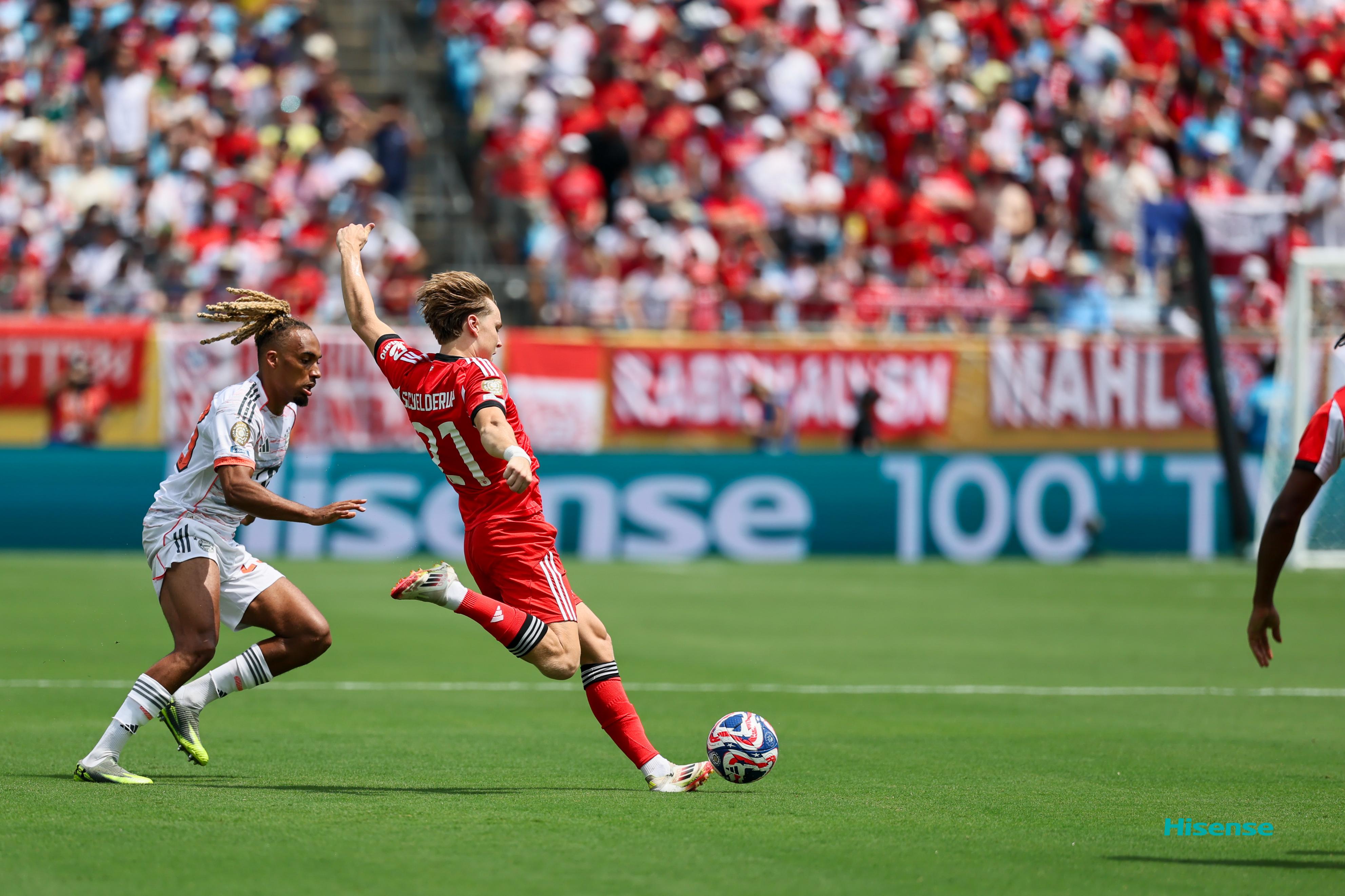 包含拜仁慕尼黑客场取胜，实力稳健有余的词条