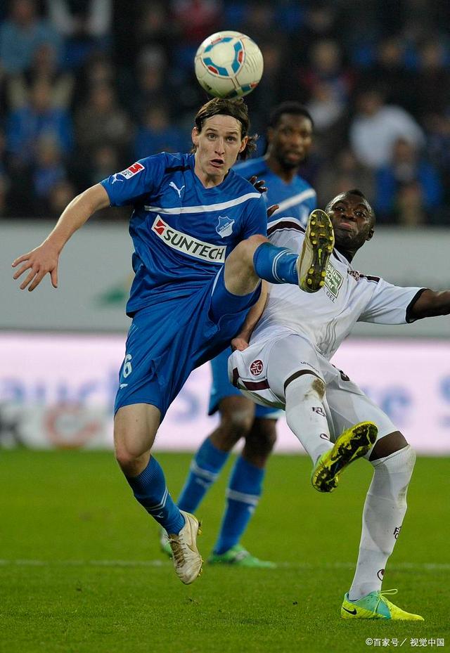 爱游戏网页版登录入口-霍芬海姆客场击败多特蒙德，惊险获胜