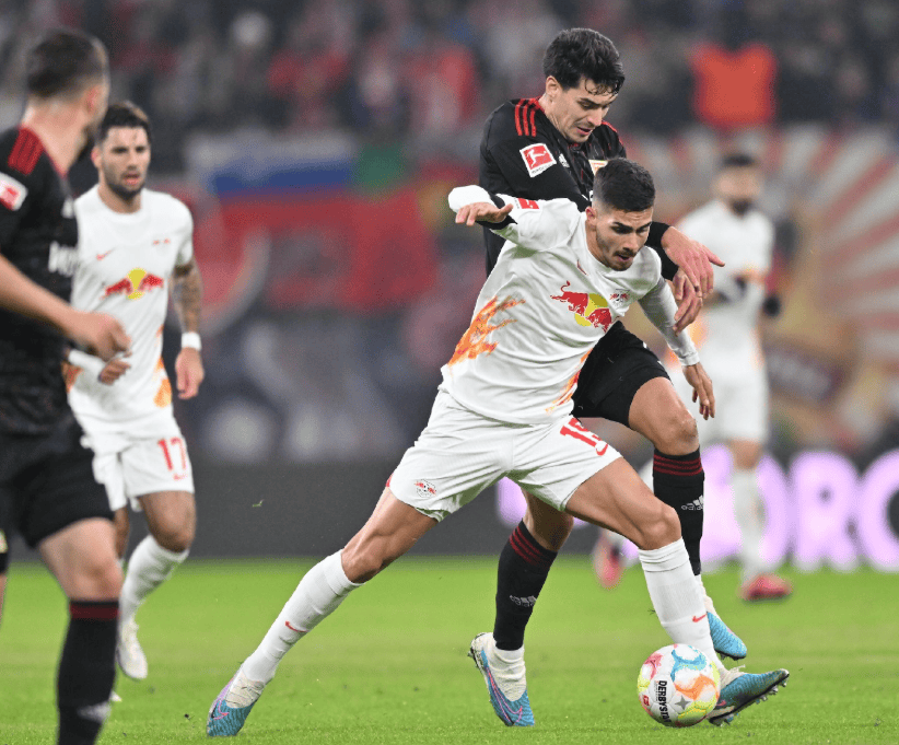 莱比锡红牛球员集训营状态火热，调整最佳状态的简单介绍